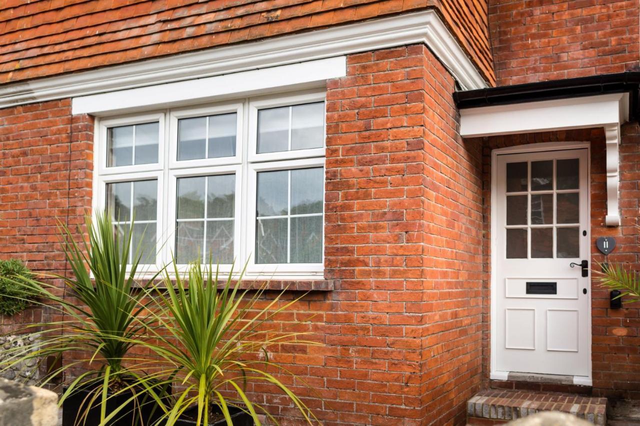 Meads Garden Cottage Close To Sea Eastbourne Exterior photo